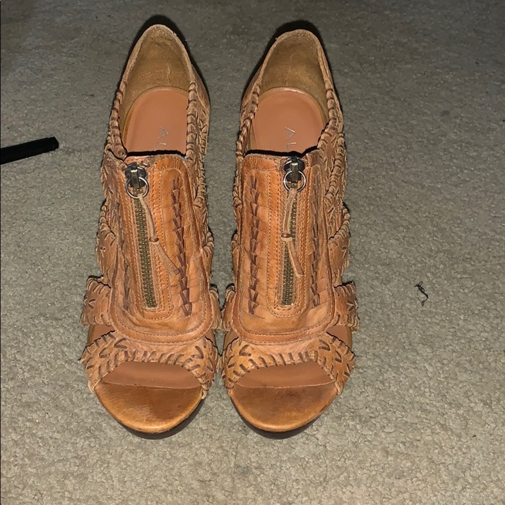 Aldo wedges